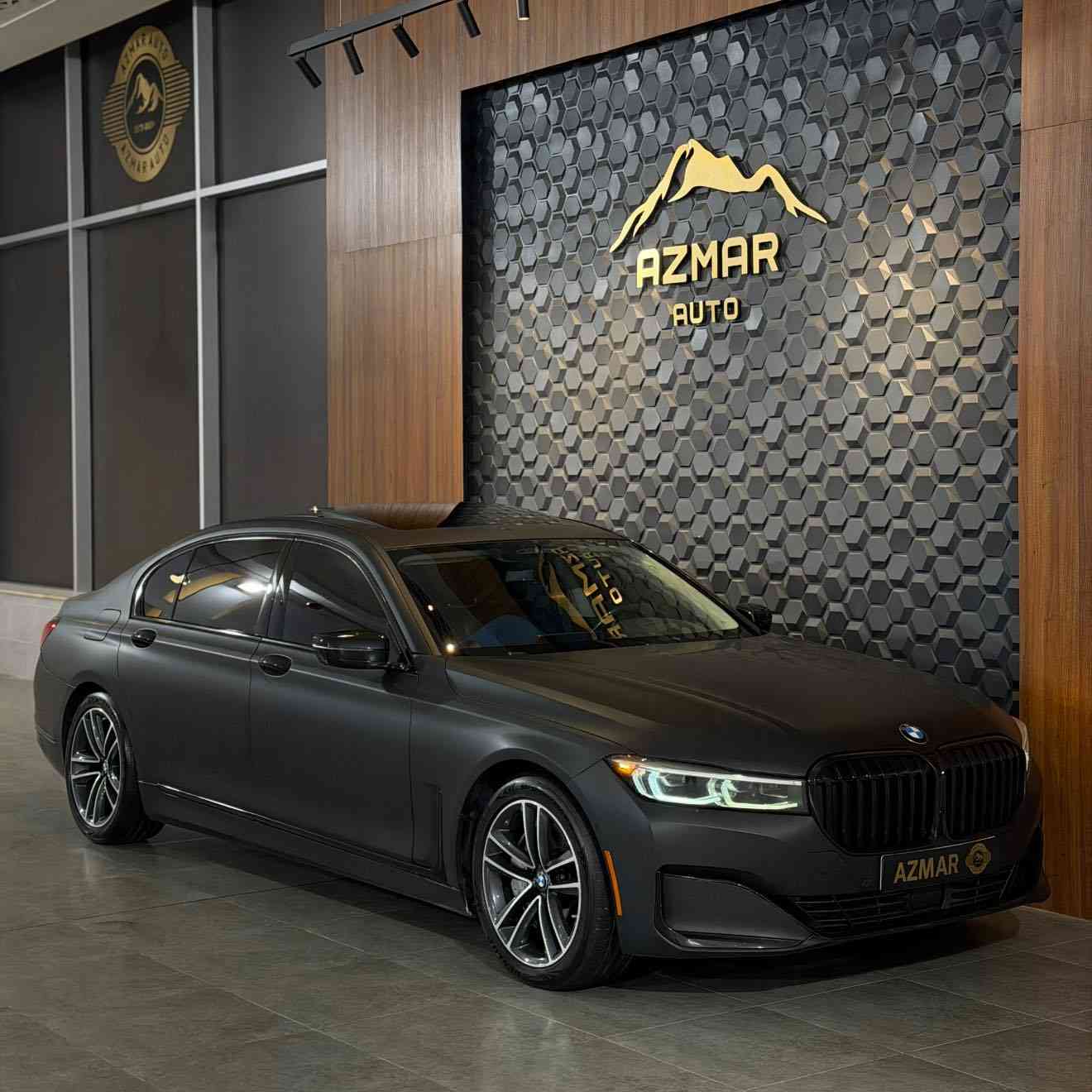BMW 750Li V8 twin power turbo🚀
ارخص سعر بكل العراق🔥 338$ ورقة فقط💣
موديل : 2021
مواصفات السيارة فول الفول 1/1 و مغلف مات⚫️
بنوراما رولز (sky lounge) و كشنات تدفئة و تبريد و مساج و رادار جبير و ٥ بردات و كامرات ٣٦٠ درجة و انارات داخلية متعدد الالوان و انضمات قيادة و جكات تصعد و تنزل و داتاشو و قيادة ذاتية و اوتو هولد و ستيرن تدفئة و سماعات harman/kardon و بعد هواية مواصفات متنذكر

السيارة وارد امريكي كلين تايتل و كارفاكس كلين بشرط
طلع بيها قطعتين كلير بدون حادث✅ 
كير و محرك و كهربائيات كلها بشرط 
السيارة مرقم و جاهز سنوية و هزة و كلشي جديد شرط تحويل او وكالة 

سعر: 338$ ورقة
للاستفسار : ***********
العنوان: السليمانية المعارض الجديدة شركة ازمر اوتو معرض رقم ٣٤
