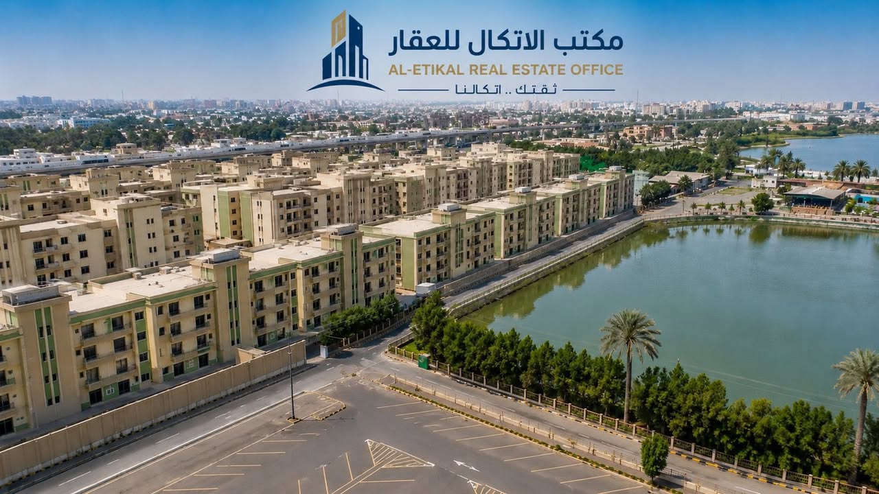 ✨ فرصة مميزة للسكن الراقي ضمن مجمع متكامل الخدمات في منطقة زيونة ✨

📍 الموقع: مجمع سومو – زيونة
🏢 الطابق: الثاني
📐 المساحة: 125 متر مربع

🔹 تفاصيل الشقة:
• 3 غرف نوم
• صالة واسعة ومريحة
• هول داخلي
• مطبخ
• 2 حمّام

🔹 مميزات المجمع:
🌳 حدائق خضراء واسعة
🚗 باركات خاصة ومنظمة
💧 بحيرة ومناظر جميلة داخل المجمع
🔒 أجواء هادئة وأمان مناسب للعوائل
🛍️ موقع حيوي قريب من الخدمات والأسواق

📞 للاستفسار والمزيد من التفاصيل يرجى التواصل
***********
***********
