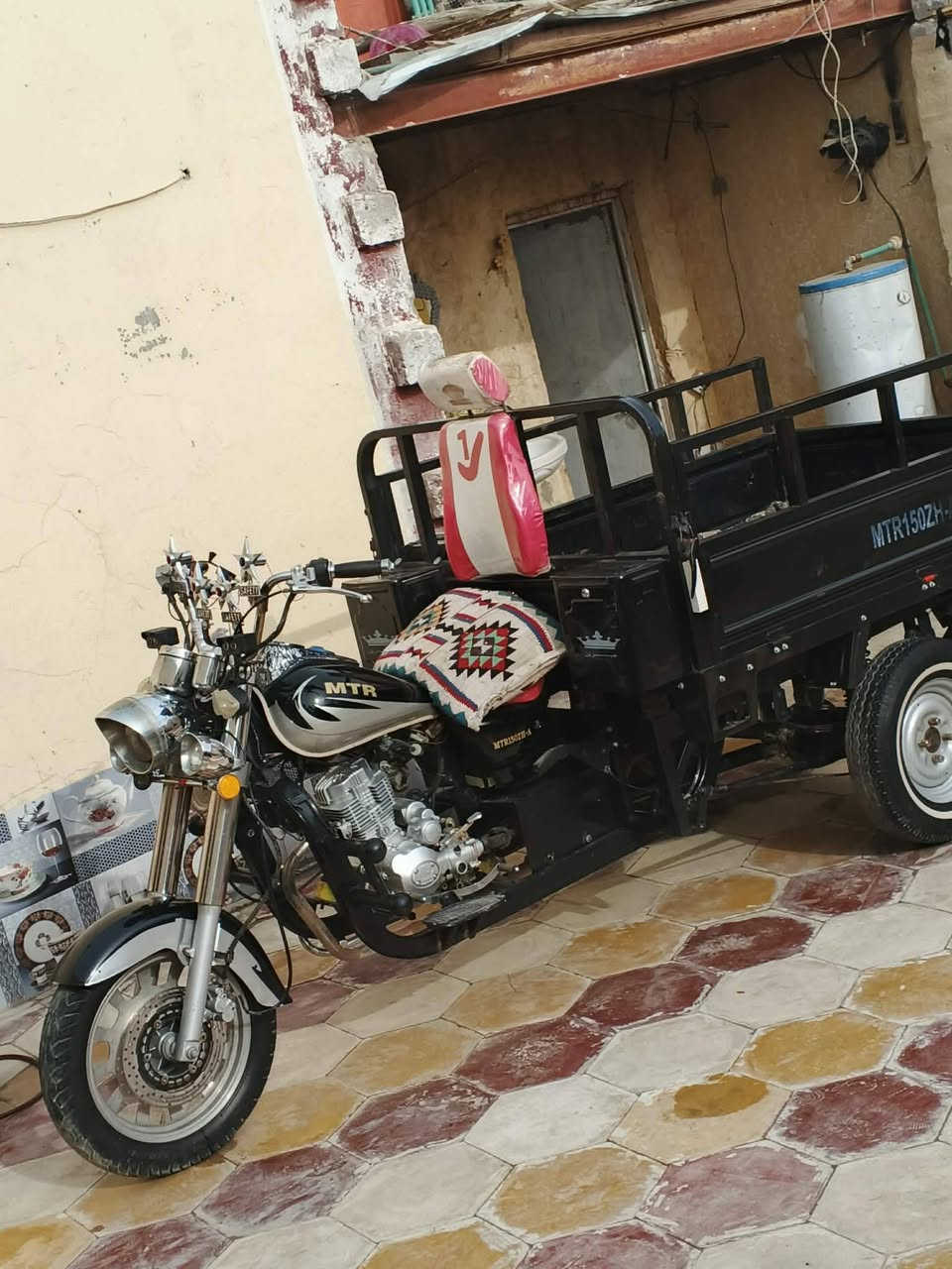 السلام عليكم شباب،، ستوته امتيار  للبيع موديل 23 ستوته اوراق سكنر الستوته كله شغال مكفوله كفاله عامه عنوان الستوته الحمزه الشرقي رقم *********** السعر خاص
