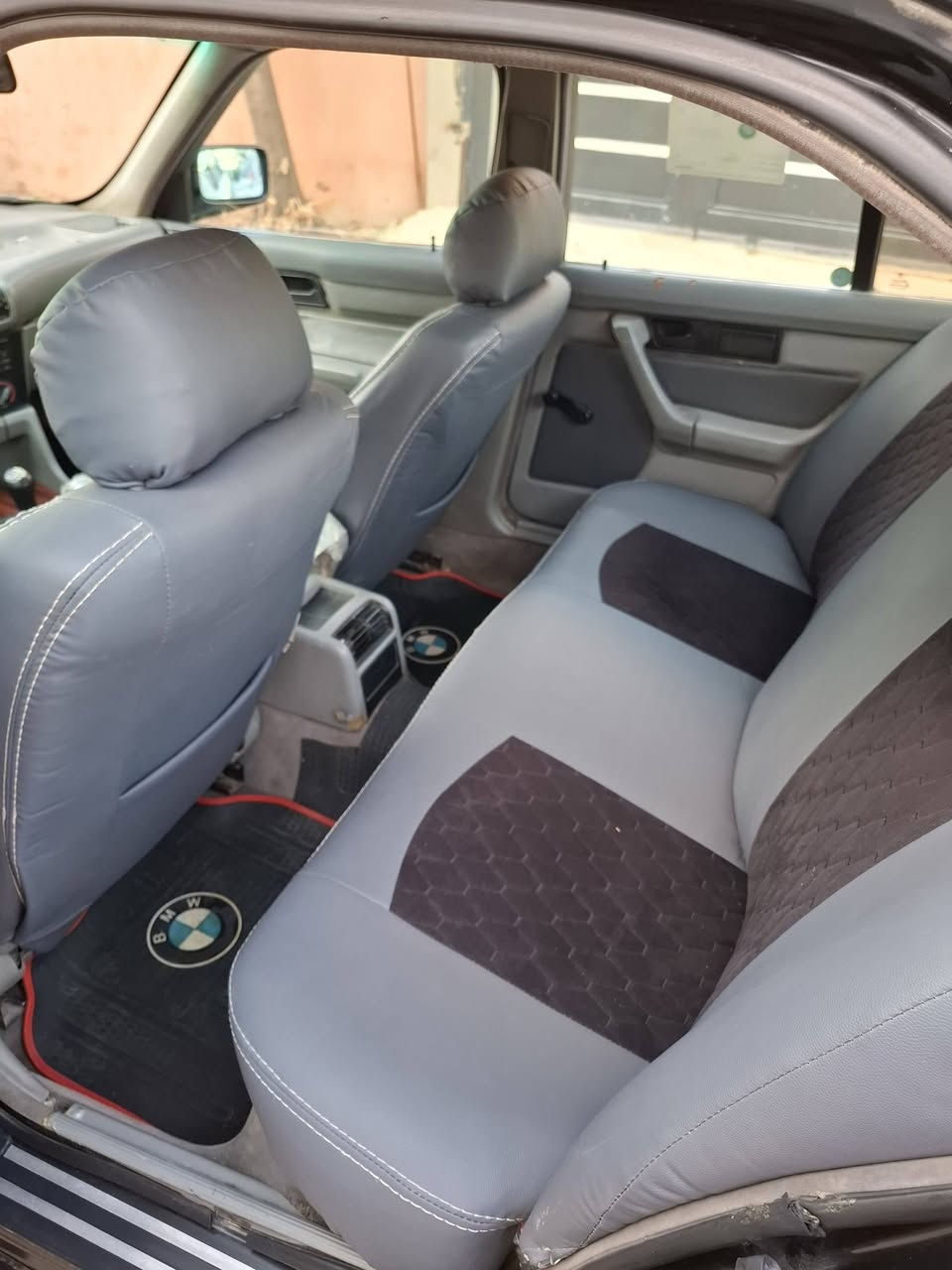 مودیل ۱۹۹۲ سه نه وی تازه یه به شه رت تحویل و غرامه مکینه ۵۲۵ گیر عادی جام کاره با ئاوینه ی گوی به رخه کوشن جلده ته بریده  سعری ۵٤ و مجال


**إذا كنت صاحب هذا الإعلان وتريد حذفه لأي سبب، رجاءا أرسل رسالة إلى الدعم الفني**