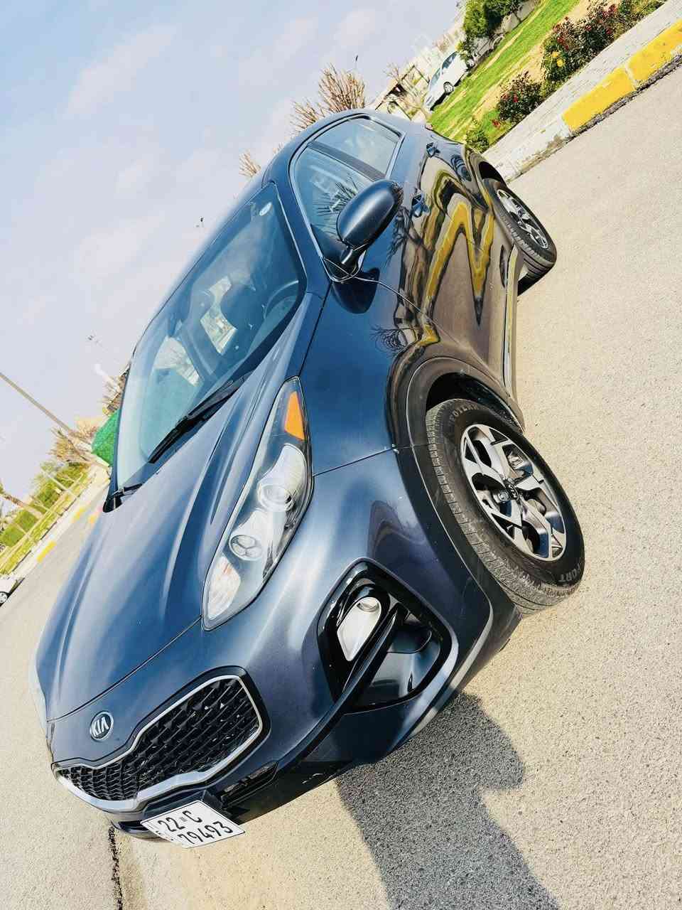 السلام عليكم سبورتج للبيع موديل 2020 بجم شركة
سيارة رقم اربيل مكان اربيل ماشيه 60 

حادثه خلفي باب وجاملغ خلفي سياره شرط ماطاك بيه اي ارباك  وباب كلير ونص مال امريكا تخم تاير سياره جديده وجاهزه 

السعر 155 تواصل ***********
