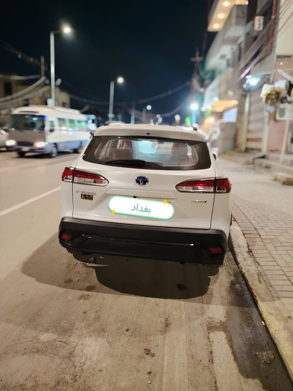 السلام عليكم
فرونتلاندر ٢٠٢٤ هايبرد ماشية ٢٣ كفالة عامة 
رقم بغداد انكليزي هزة جديدة 
مواصفاتها بصمة وفتحة وداخل جلد احمر وباقي المواصفات المعروفة 
السعر ١٧٤ 
رقم الهاتف ***********
مكانها الاعظمية شارع المشاتل
