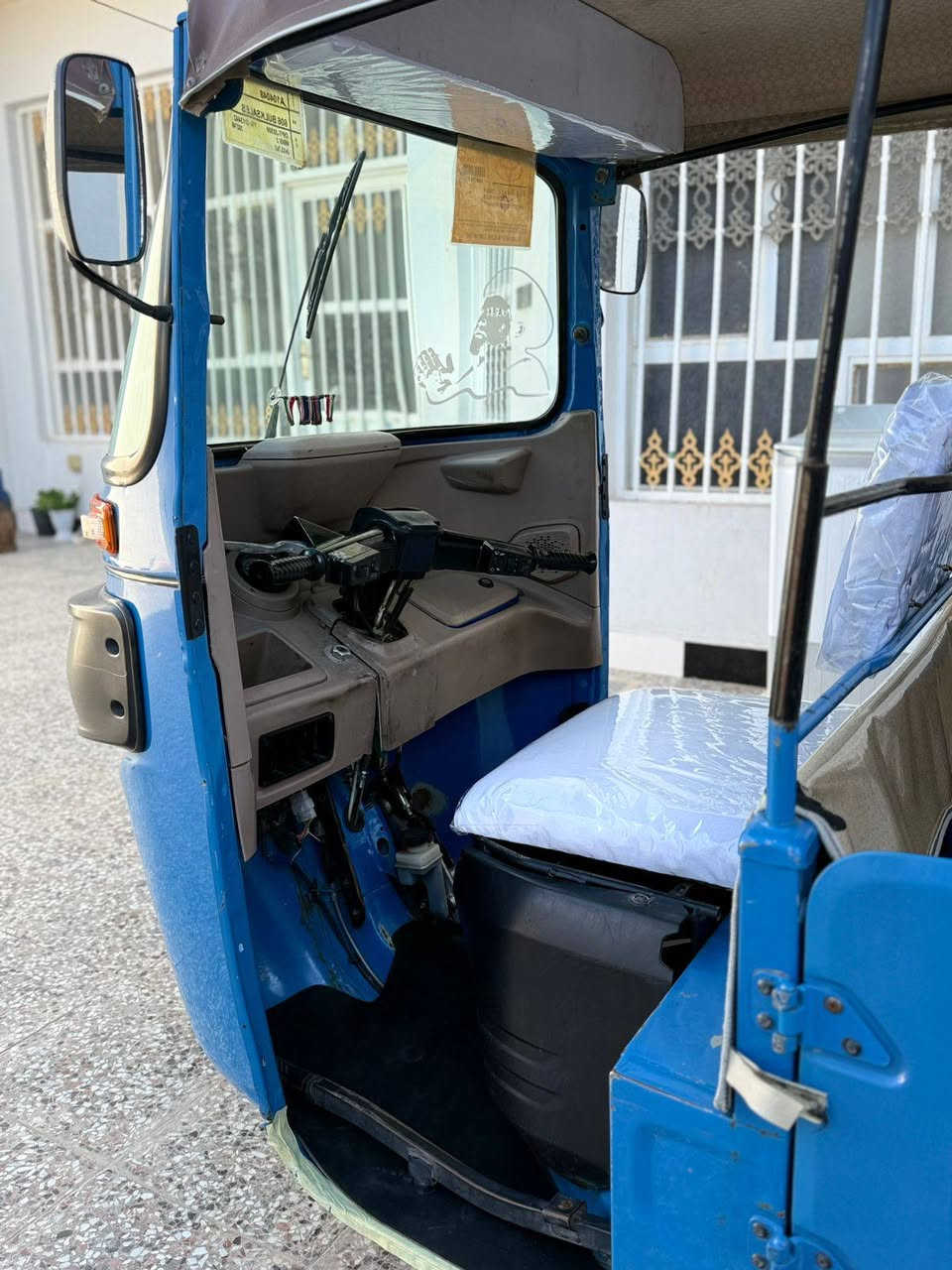 السلام عليكم تكتك للبيع مديل 2021 شهر9 لاتصال/***********
