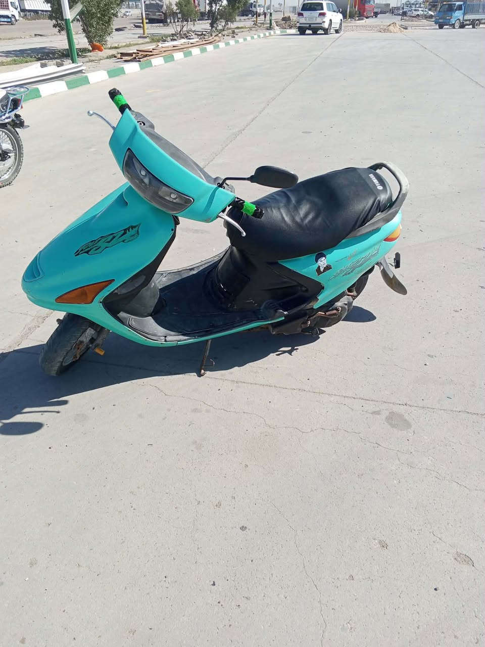 دراجه فراشه سلف هندر لايت جاهزه ماناقصها اي شي محرك مامفتوح ولا ممدود عليه سبانه فقط تبديل قايش سرعته 140مكاني اللطيفيه سعرها300وبيه مجال كلش نظيفه دراجه 
***********
