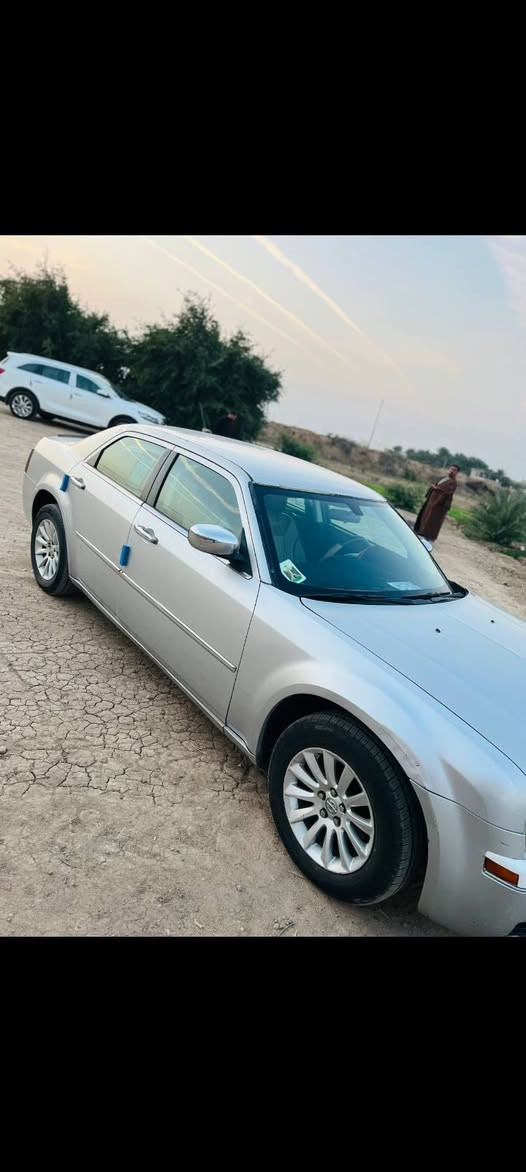 اوباما ٢٠٠٨ بيها مكانات صبغ كير ومكينة كفالة حدادة وتخم تاير كلة جديد  شرط التحويل سنوية تنتهي٢٠٢٧ 
المكان البصرة -القرنة ***********
