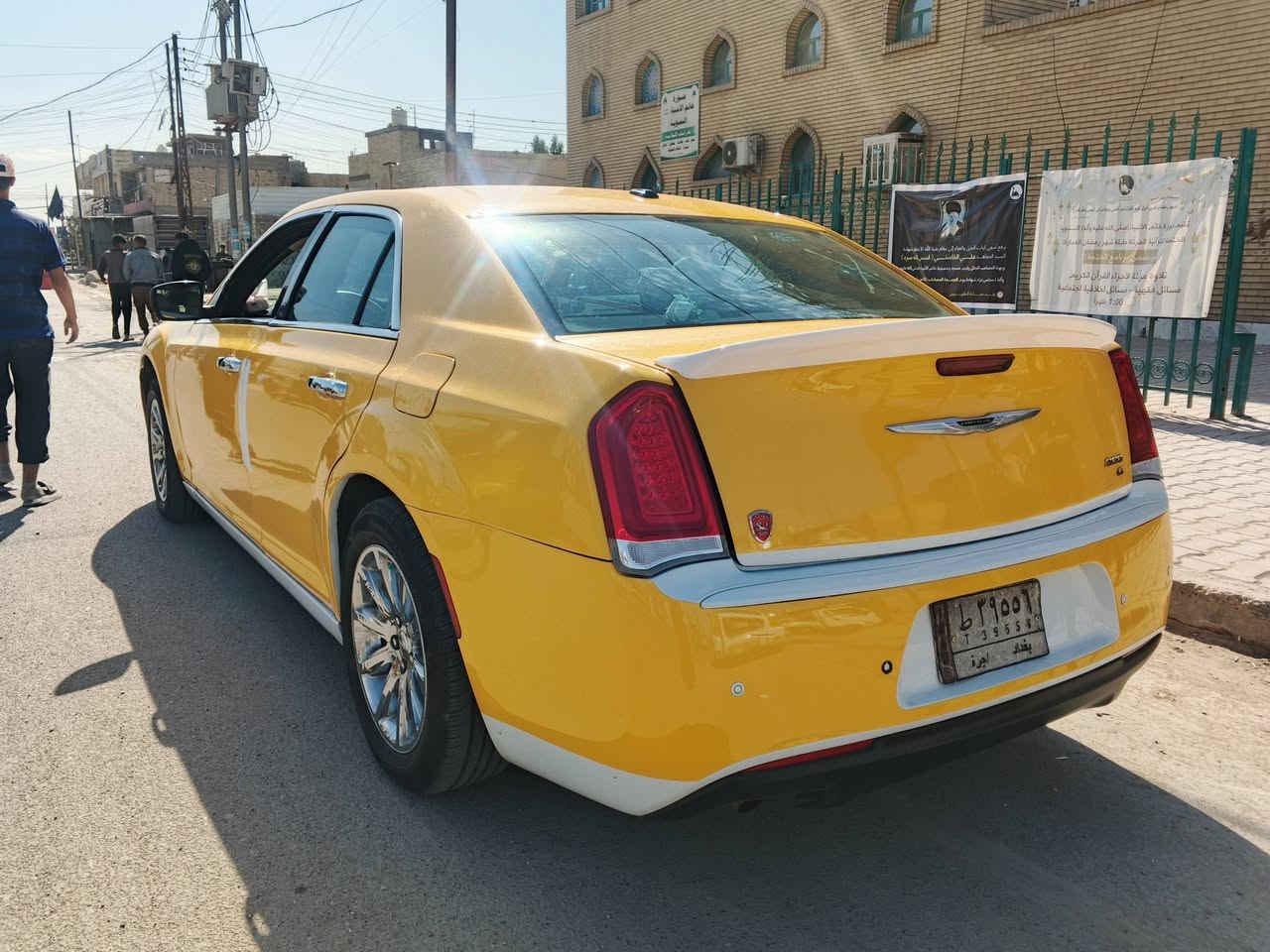 سلام عليكم سياره موديل  2011 محدثه 2021 سعر 150وبيه مجال بيه خط بصره بغداد رقم بغداد بلاديه حادثه  جاملغ وره سايق مكفوله من كص رقم  ***********
