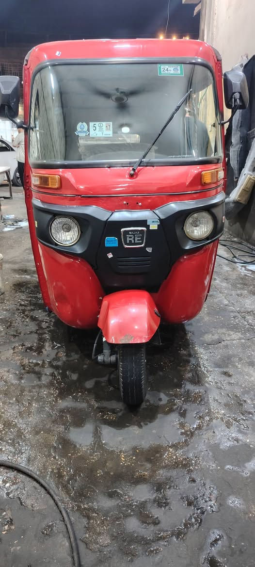 السلام عليكم تكتك نضيفة مكينة مكفولة للبيع رقم كربلاء. موديل 22 رقم وسنوية بسمي ثانيوم التحويل ب مرور رقم *********** السعر خاص
