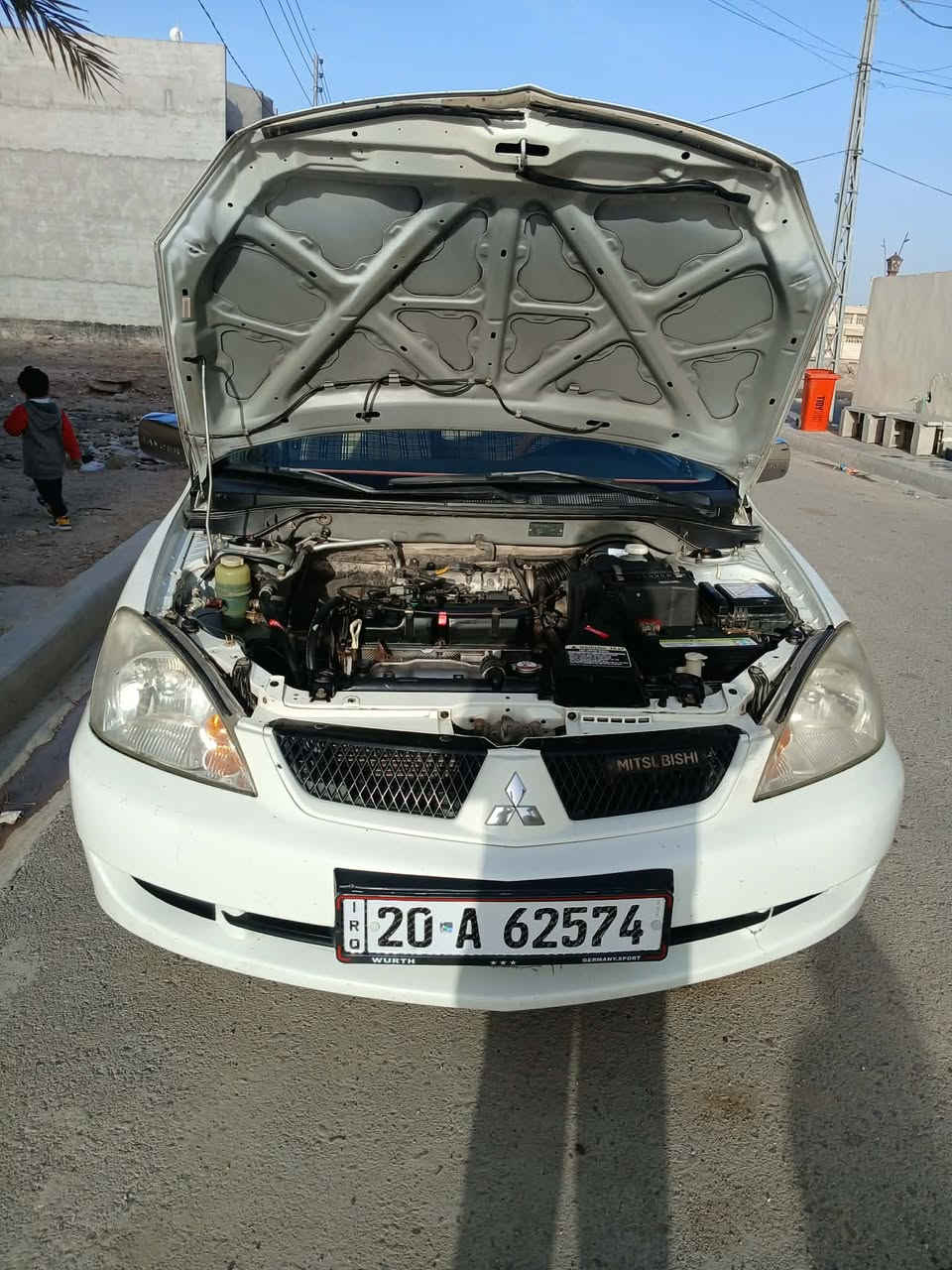 سياره لانسر 2010رقم انكليزي نظافه فوول 
كير اوتماتيك
ميكانيك مكفوول 
حداديه جديده
تخم تاير جديد
كهربائيات كامله
دوشمه جديده 
السياره باسمي تحويل مباشر
مكان السياره ديالى
السعر/92بيهه مجال 
الهاتف/***********
