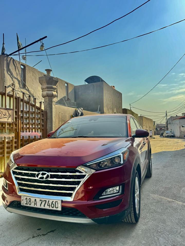 (للبيع او امراوس)
توسان 2021 للبيع وارد امريكي ❤️
حادث فقط جاملغ  امامي بدون ايرباك 
 (الضرر فقط جاملغ بجم كبس )
رقم بابل الجديد   
موصفاتها 
شاشة كبيرة 
سايد بريك بصمه 
كروس سرعة
كامرة خلفية
السيارة جديدة وجاهزه من كلشي
مكان السياره بابل
للاستفسار ***********
