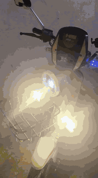 دراجة كهربائية • استعمال شهرين • عمارات الالبان