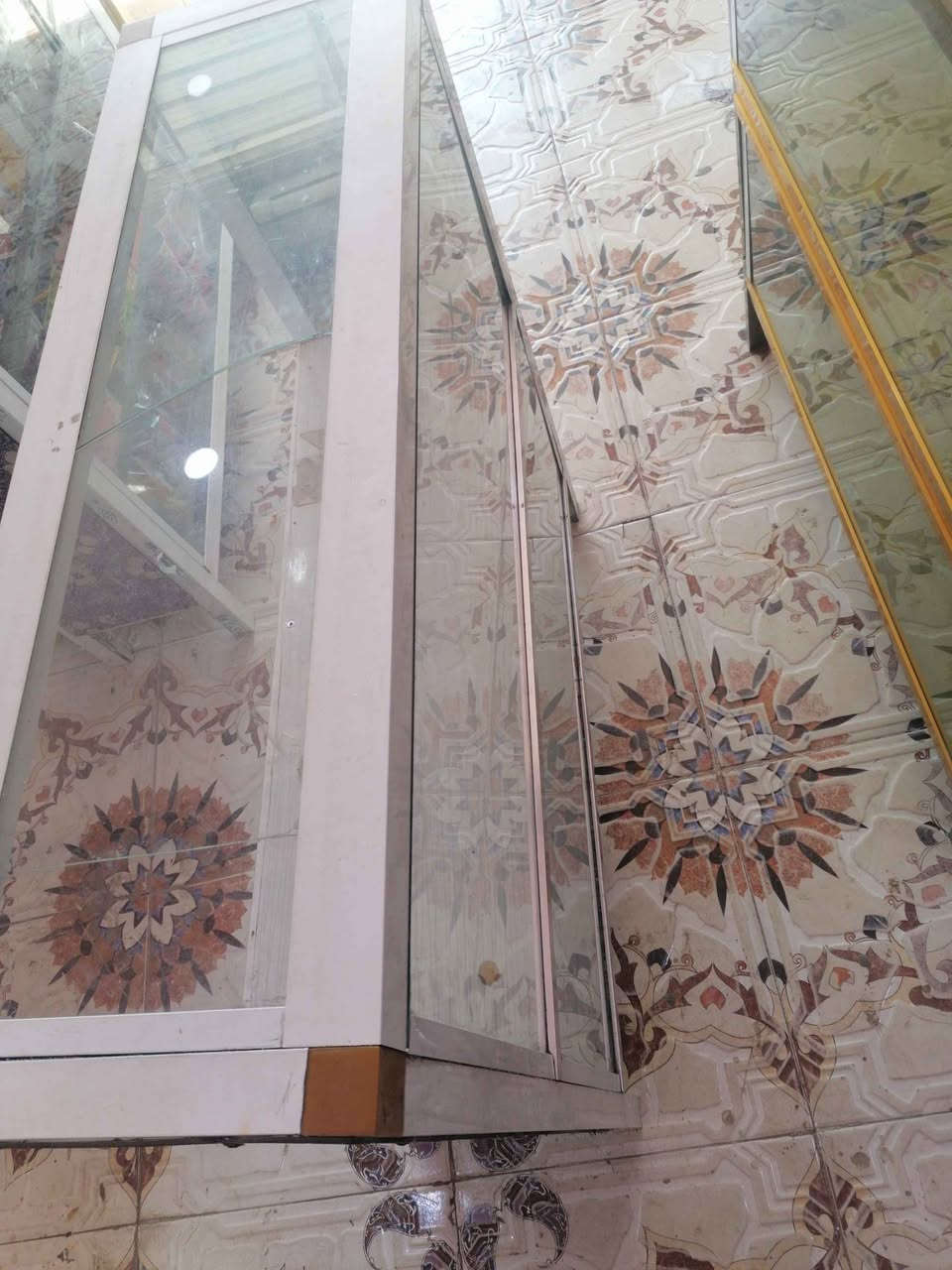 سلام عليكم يوجد للبيع ميز جام خانه العدد ٣ مثل ماواضح بالصوره السعر الواحد ٤٥ عنواني ميسان قلعة صالح Singapore


**إذا كنت صاحب هذا الإعلان وتريد حذفه لأي سبب، رجاءا أرسل رسالة إلى الدعم الفني**