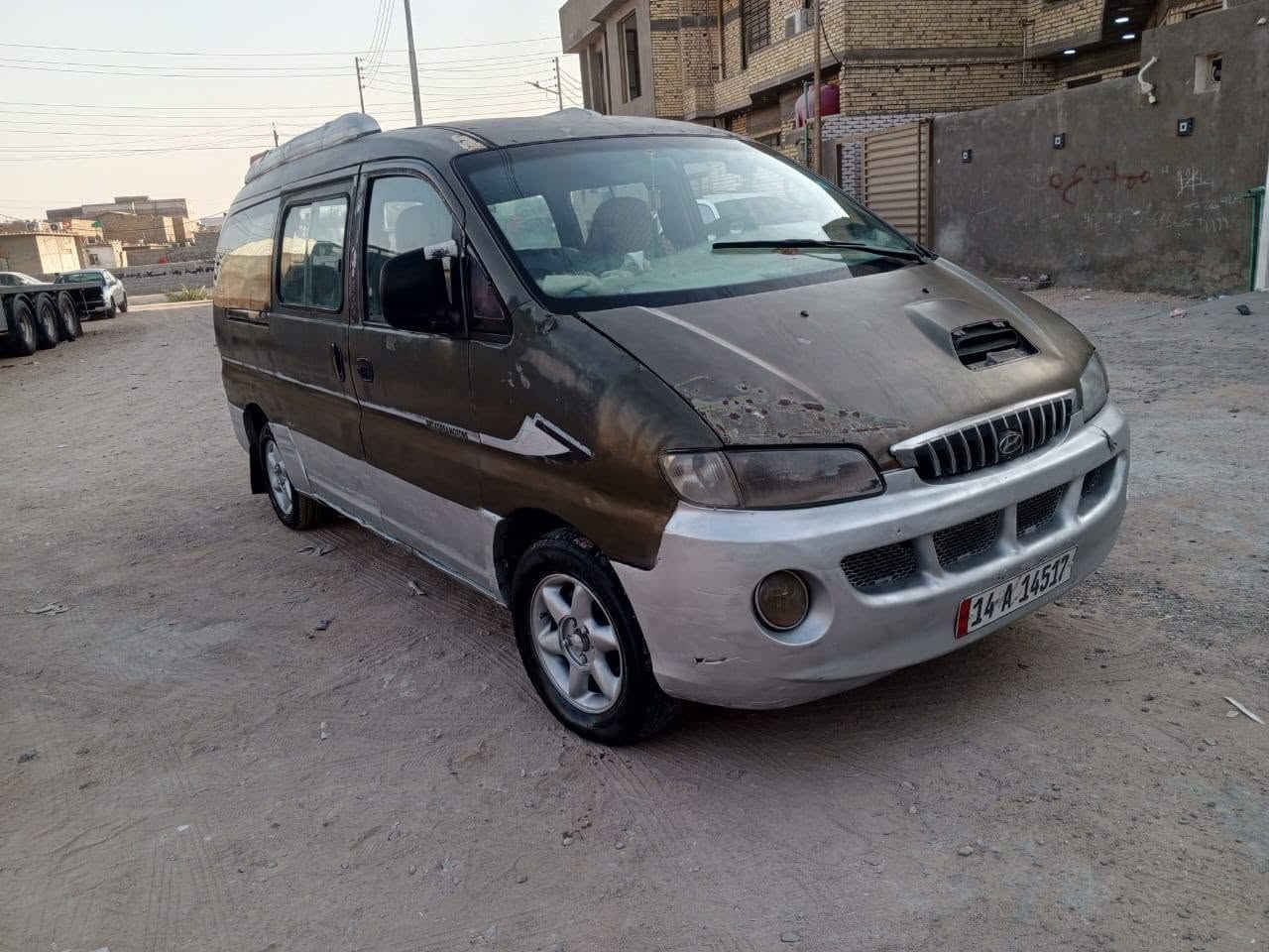 سلام عليكم ستاركس 11راكب مودل2004مكينه وكير كفاله رقم بصره نكليزي مصفره هيه وغرامات خط بحث بيه كهربايات كله شغاله ما ناقصه اي شي المكان البصره السعر 37وبيه مجال ***********
