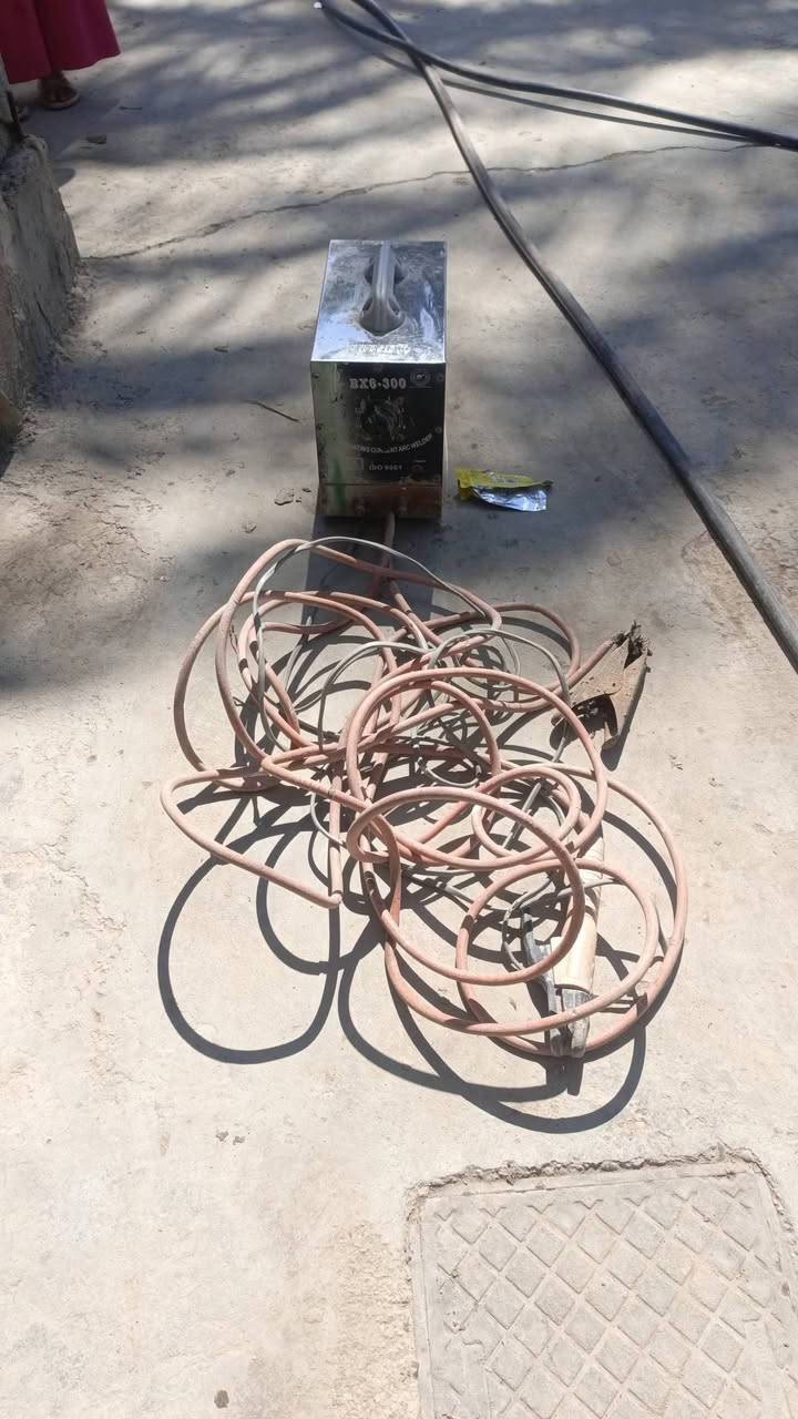 سلام عليكم مكينه مال لحيم منتازه
كمرسار مال صبغ...مكان بابل امسيب سده هنديه


**إذا كنت صاحب هذا الإعلان وتريد حذفه لأي سبب، رجاءا أرسل رسالة إلى الدعم الفني**