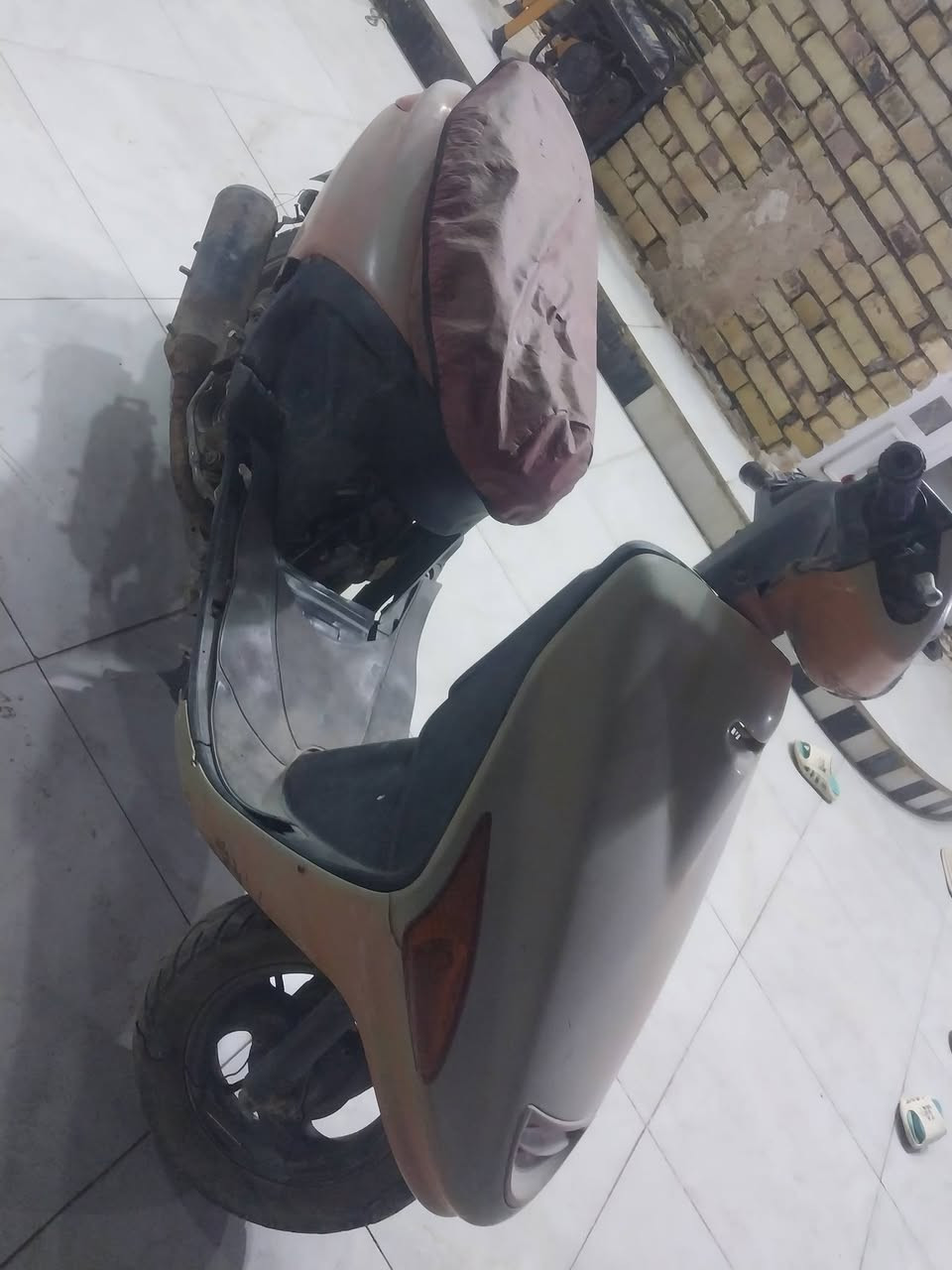 السلام عليكم دراجه فراشه للبيع اوراق الدراجه كايمه اما كربائياتها كلها شغاله
العنوان نهاوند السعر 150 وبيها مجال الرقم *********** اتصال واتساب
