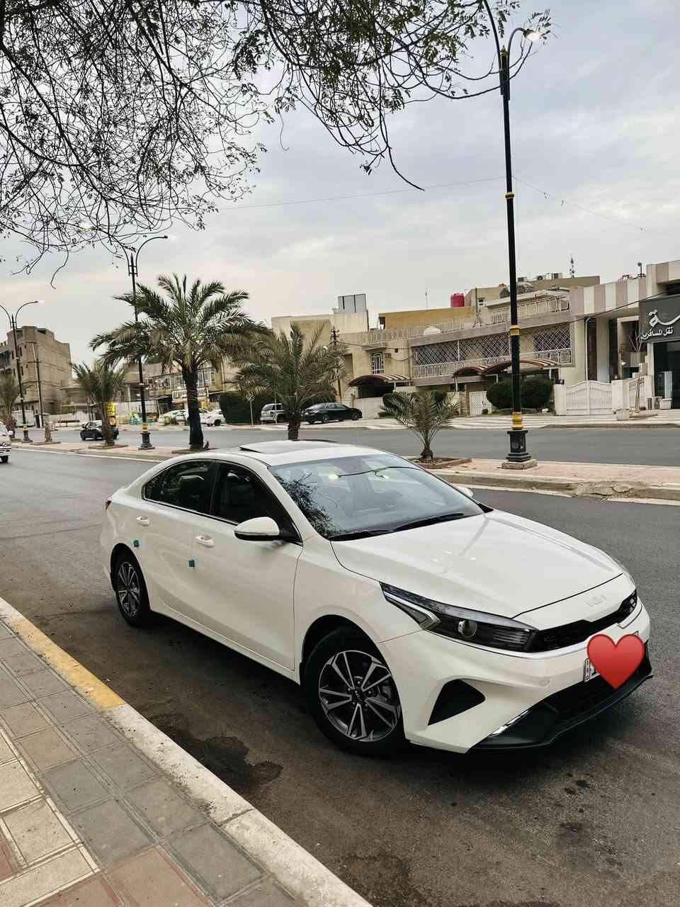 سيراتو موديل٢٠٢٤
السياره وكالة الدولية
خليجي كفاله عامه من الزلغ
حجم المحرك ٢٠٠٠
فتحه 
ويل كب 
السبير ويل كب
سبيرها منازل 
السياره جديده بمعنى الكلمه
مصروف عليها 
دوشمه ارضيه 
وكشنات هم مدوشمه 
ماشيه ١٩ ونص 
رقم بغداد بسمي
السعر ١٩٣ وبيها مجال بسيط
العنوان الكاظميه 
***********
