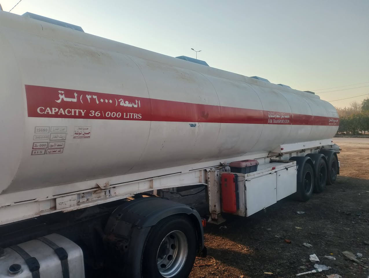 سلام عليكم
بطل صهريج حرفش للبيع تخم تاير تكيال 36 

قواطع كبس كهربائي هوه كله جاهز

محمول سعره 60 وبي مجال
لاستفسار ***********
