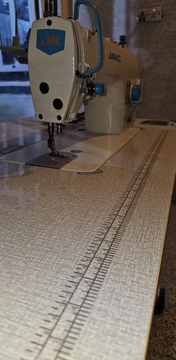 مكينه صناعي بس مفتوحه من لكارتون جديده 260وبيه مجال


**إذا كنت صاحب هذا الإعلان وتريد حذفه لأي سبب، رجاءا أرسل رسالة إلى الدعم الفني**