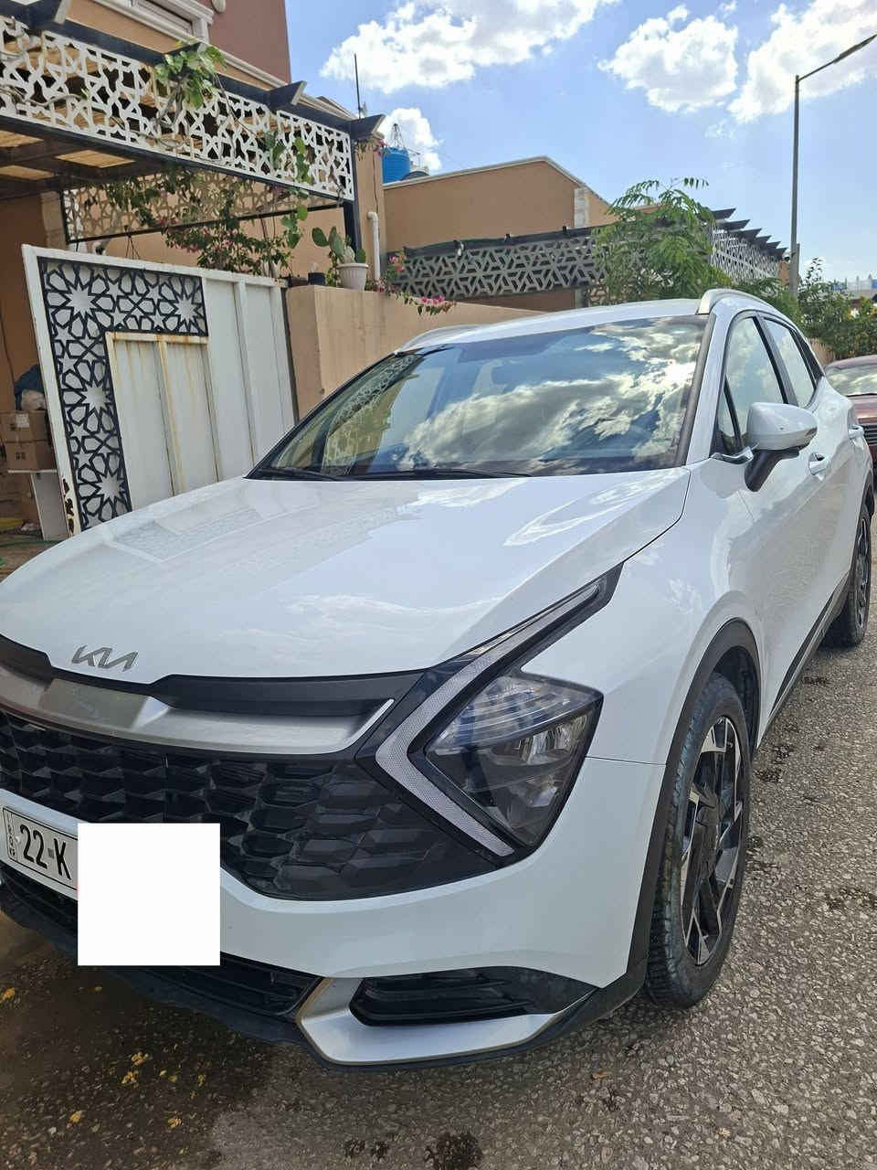 السلام عليكم / كيا سبورتج ٢٠٢٢ خليجي الشكل الجديد ماشية ٥٥٠٠٠ قابل للزيادة مكانها الديوانية 
السعر ٢٠٠ وبيها مجال
***********
متوفر وتس اب واتصال
