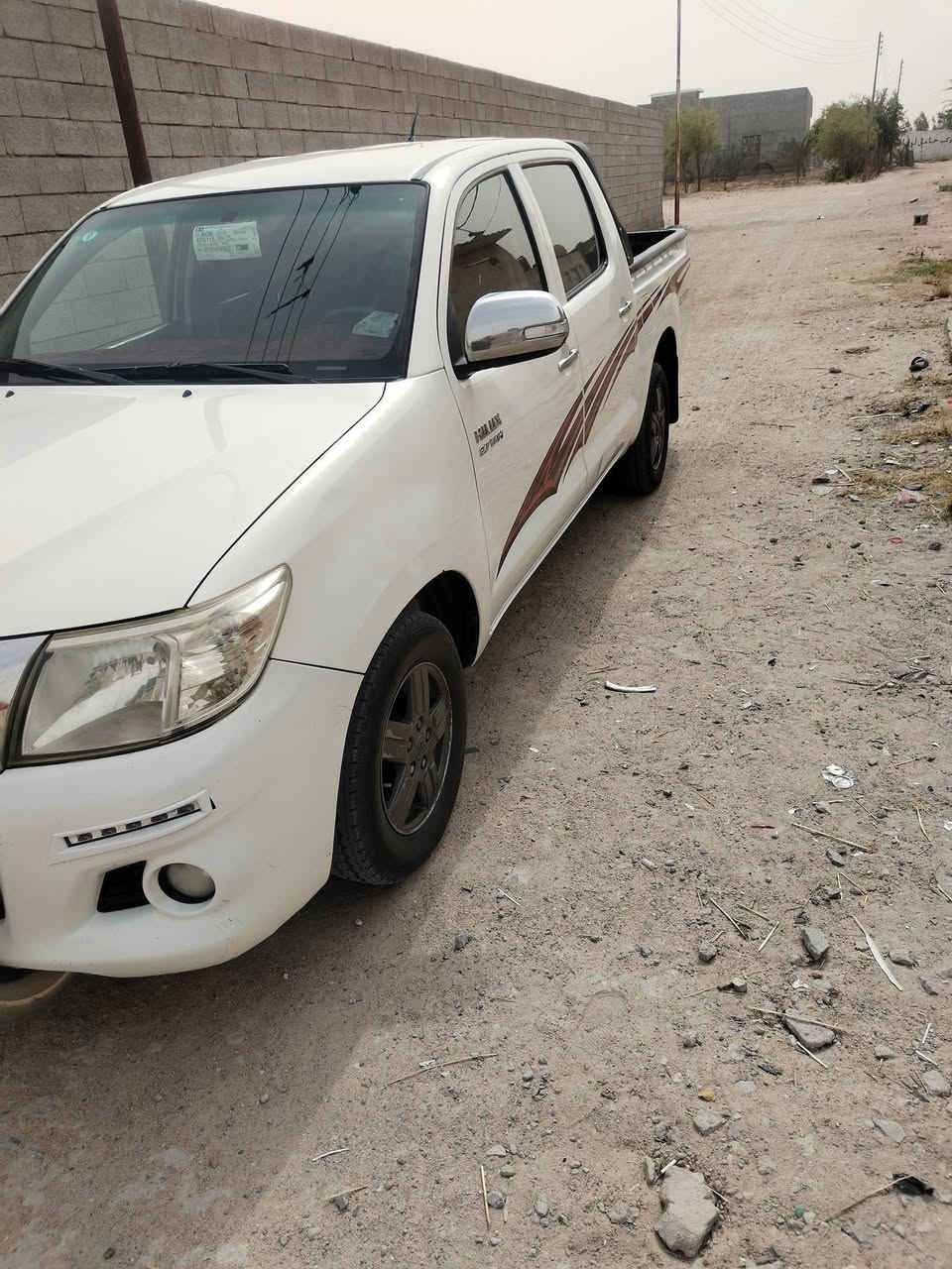 سلام عليكم بيكب 2014 سعودي شاصي 12 مكفوله بي بس بارد بلباب الصندوق  او المكينه بي خيط تبخير  للستفسار *********** السعر 180 اوقابل للتفاوض
