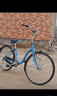 ورحمة الله بايسكل بناتي بطة للبيع السعر 70وبي مجال للطيبين العنوان بغد...