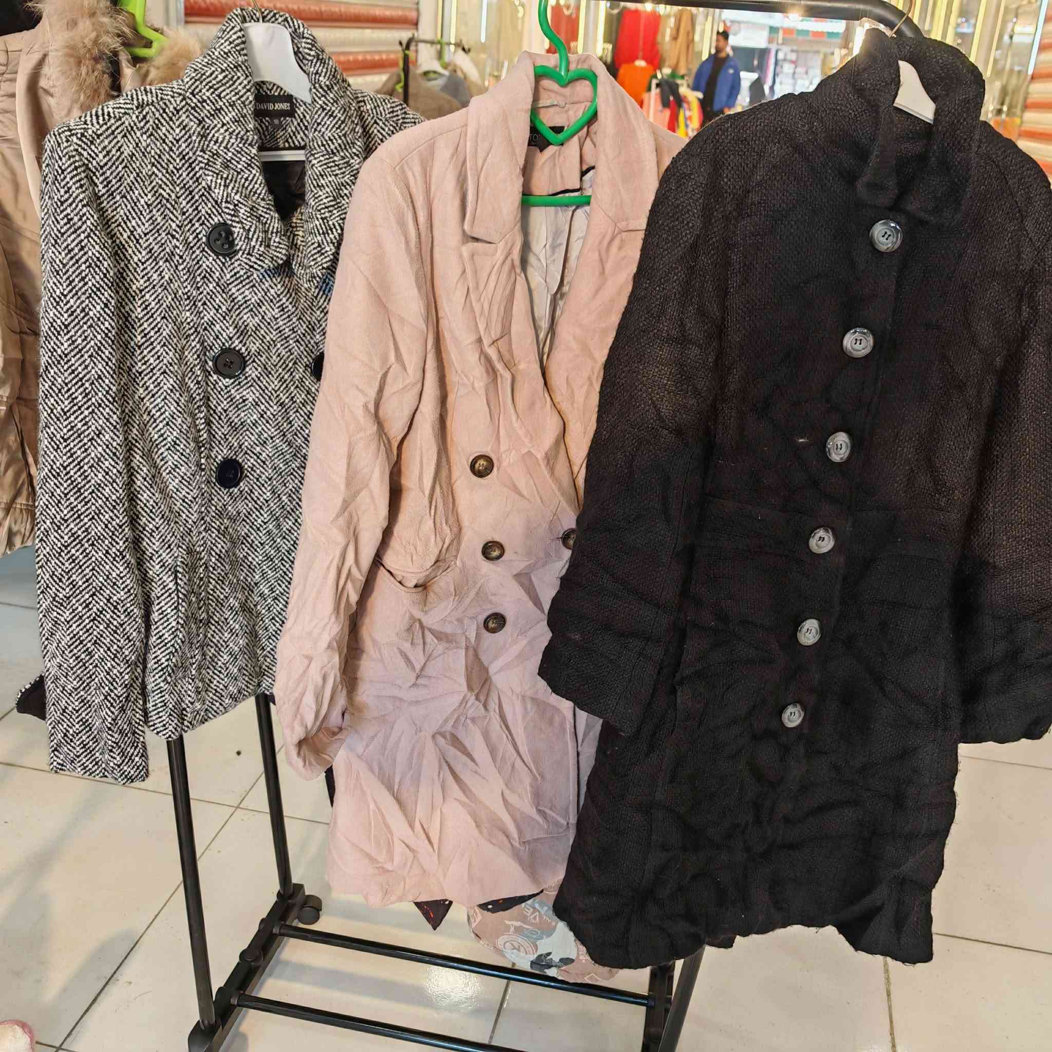 باله للبيع مقابيل البيت التركي مجمع منصور التجاري سعار مناسبه
***********
***********
