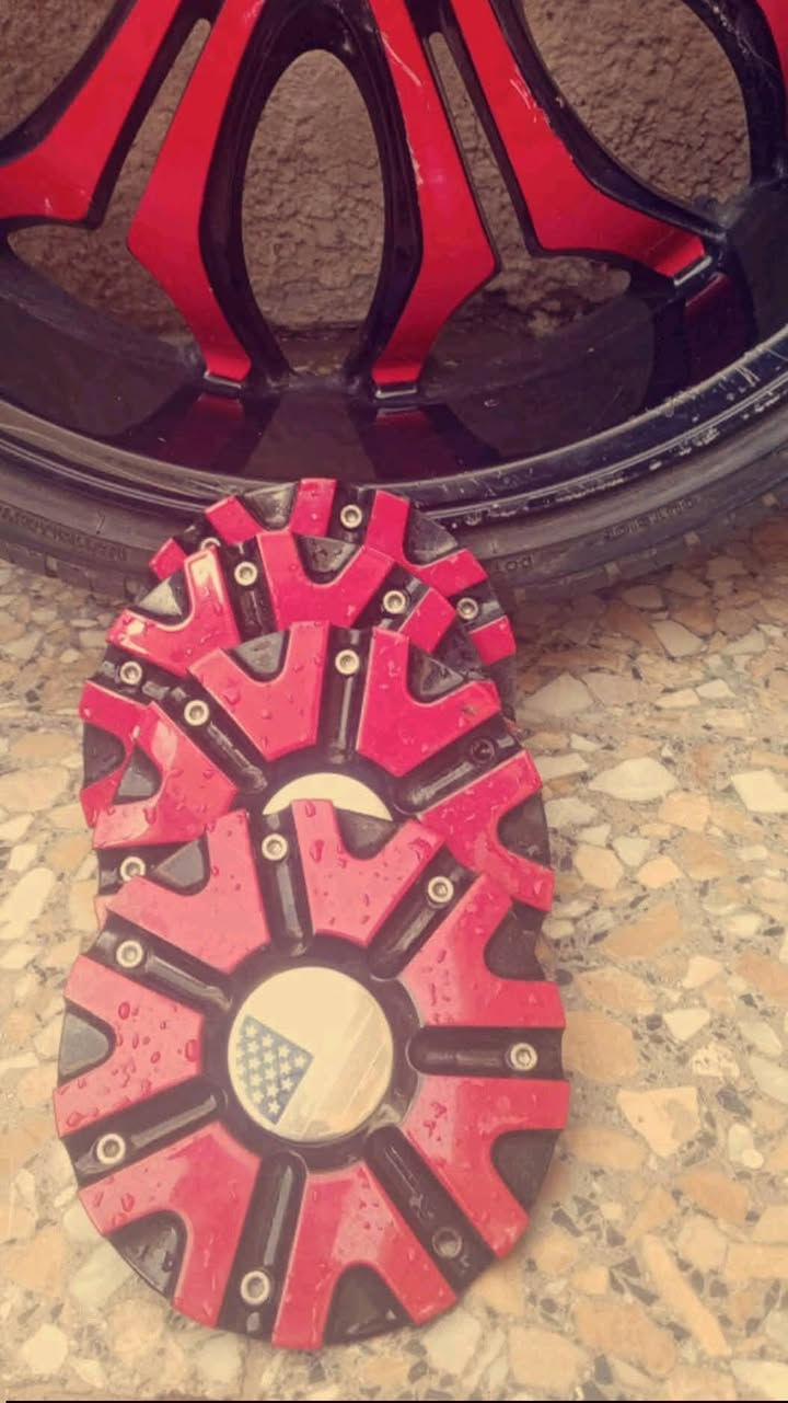 للبيع 
ويل  24 جديد + تايرات 
فقط ويل واحد مابي تاير 
وبي فطر صغير يعني 15 الف يرجع بلادي 
السعر 450 الف متوازي على بيعهن
هنه سعرهن اكثر من هذا
الاتصال على رقم ***********
