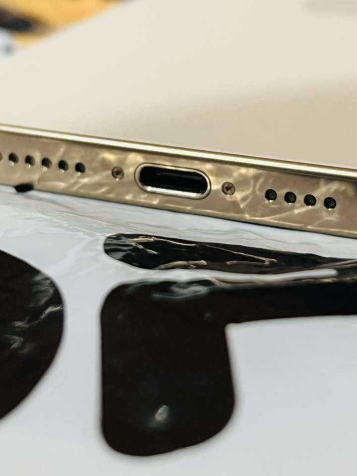 ايفوان ١٦ برو ماكس شرق اوسط ماستر الجهاز ذاكره ٢٥٦ بطاريه ٩٨ مشحون ٢٠٩ اخو الجديد استعمال بيت السعر خاص العنوان نجف حي الجمعيه شارع عشرين ***********
