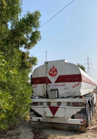 سحال كاربلس • يحتاج زوج تايرات • رمادي