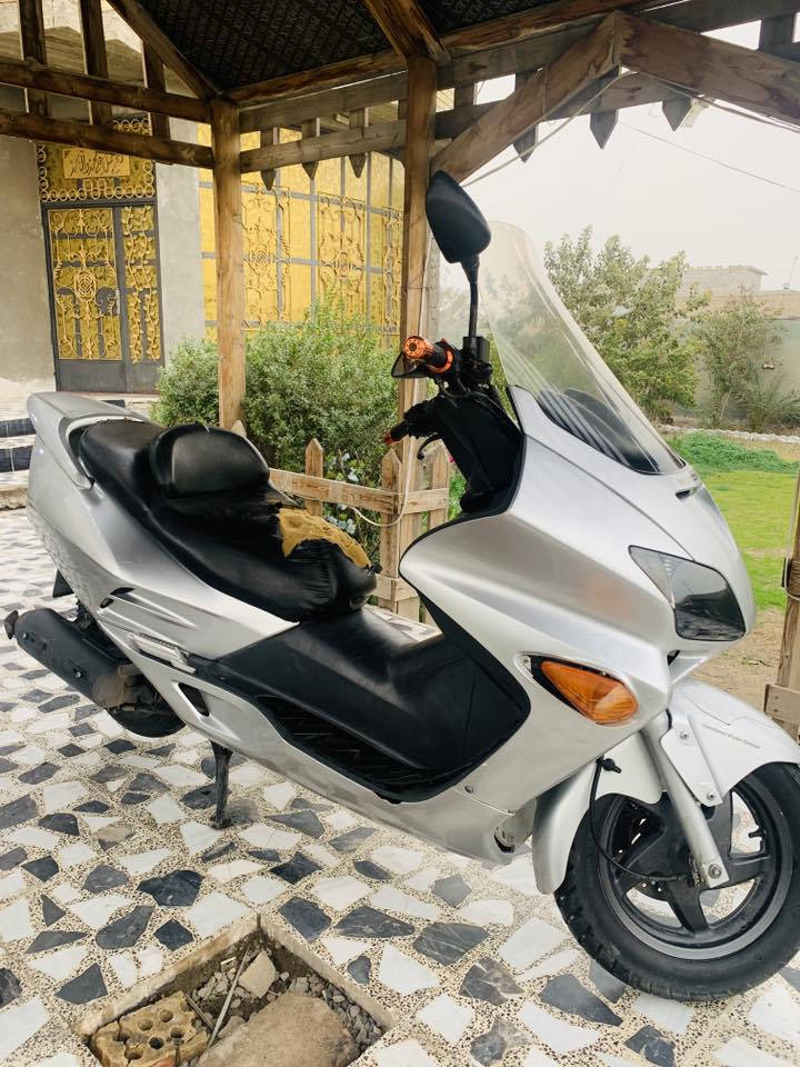 السلام عليكم
فورزة 0/6  دراجة ناعمة وشعلة ومعدل الدراجة نضيفة من كل النواحي من المحرك امن الكشر 

مكينة برغي ممفتوح كفالة عامة السعر 800الرقم ***********
