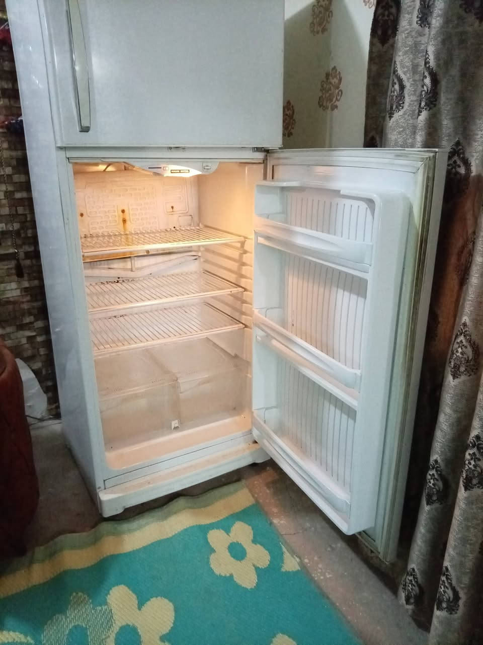 للبيع فول نضافه نوع كونكورد ب ٢٠٠ يوجد توصيل


**إذا كنت صاحب هذا الإعلان وتريد حذفه لأي سبب، رجاءا أرسل رسالة إلى الدعم الفني**