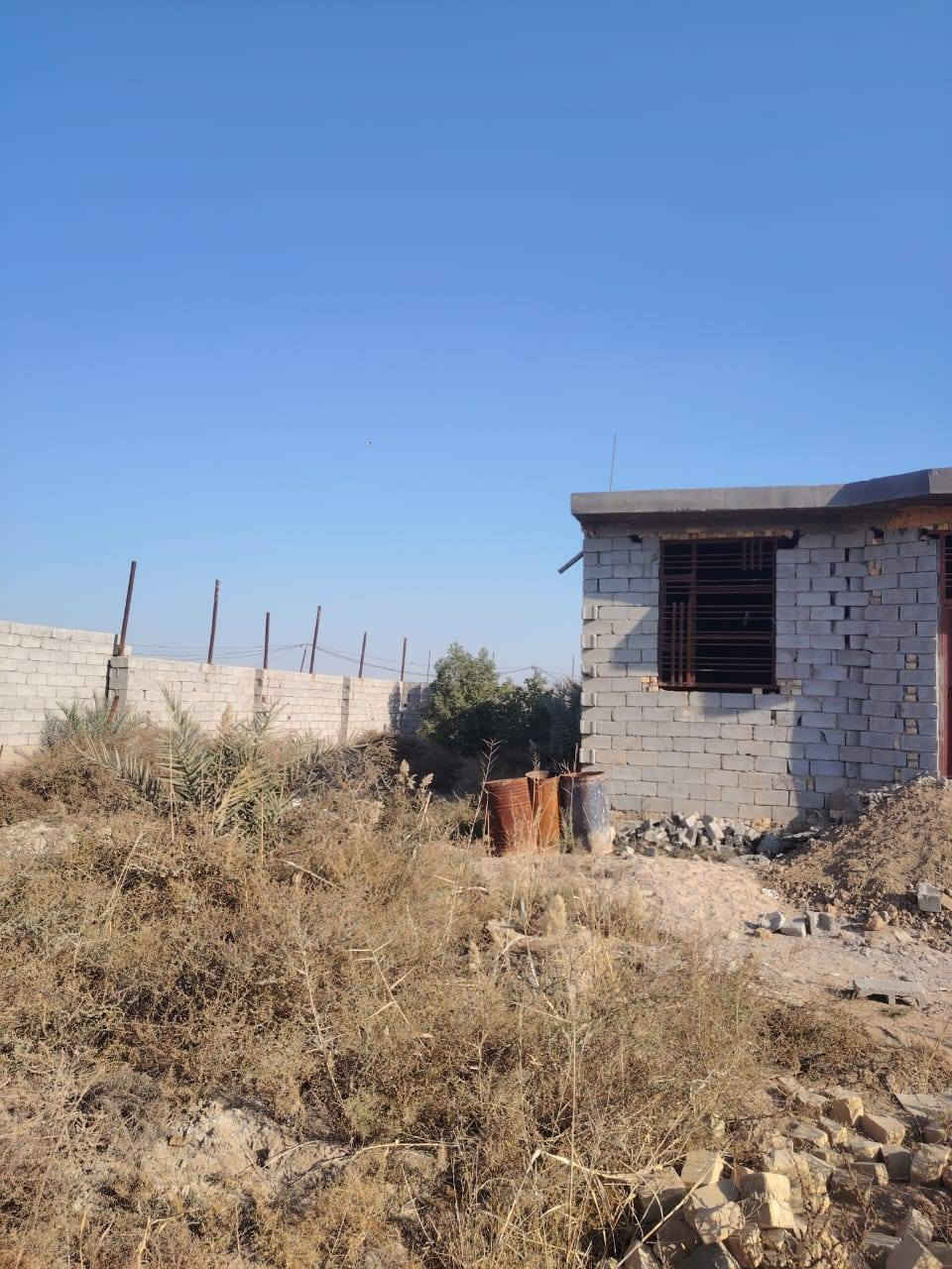 للبيع للبيع
دار هيكل مساحه ٦٠٠ متر موقع مميز خلف البانزين خانه عبد الحسن بلاغي قرب الملعب الشطره دولي الخدمات المتوفره ماي اساله خطين كهرباء مولد قرب الدار شارع سبيس مشمول بل خدامات البنه التحتيه تبليط ومجاري شارع السايدين الحولي الجديد اسعر مناسب جدا  استفسار أكثر وشراي يتصل على ارقم  ***********
