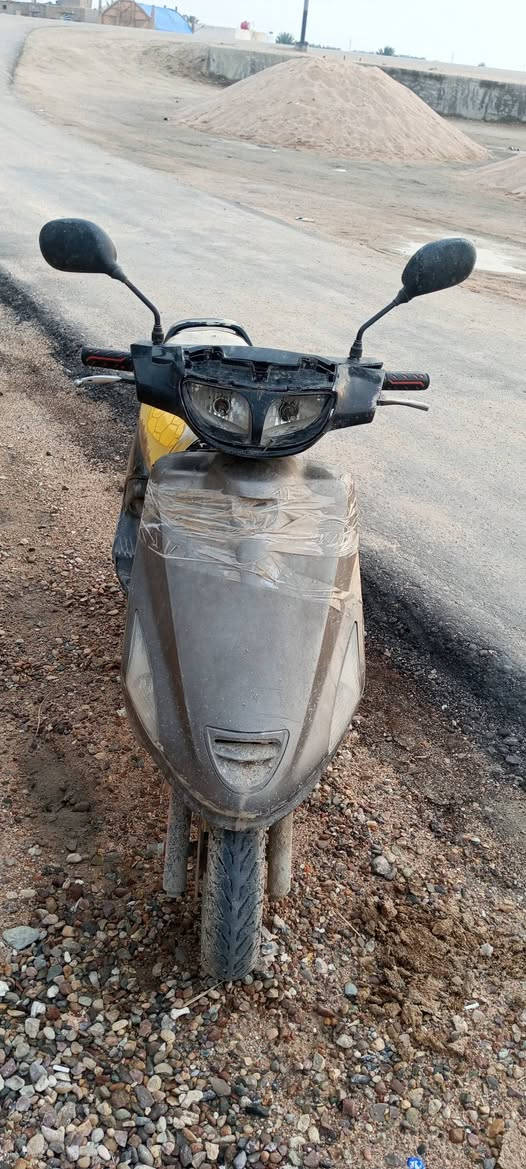 سلام عليكم فراشه للبيع محرك مفتوح مره وحده  يرادله تجفيت قيم وخذ فيس موجود واتساب هاذ***********
