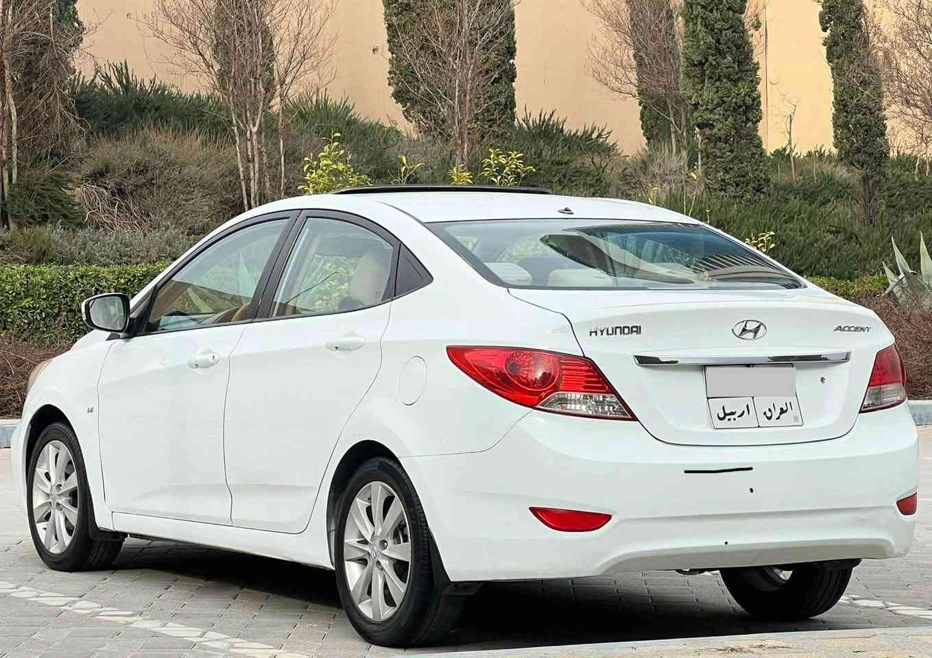 هۆندای ئەکسێنت ٢٠١٣
مواسەفات خلیجی ناو زەرد
مەکینە ١٦
گێڕ ئۆتۆماتیک و عادی
١٠٨هەزار  کیلۆمەتر ڕۆشتووە
بە شەرتی گێڕ و مەکینە
******************
فوول مواسەفات
سلایت
ABS
Eco
سوکان ڤۆلیۆم
٥ کەلە و ٥ ویل کەپ
سپی بەفری
بێ بۆیاخ 
ساردێکی بچووکی هەیە
تەحویل و غەرامە بە شەرت
هیچ مەسرەفێکی تێدانیە
شوێن سلێمانی
*********** السليمانية, العراق
