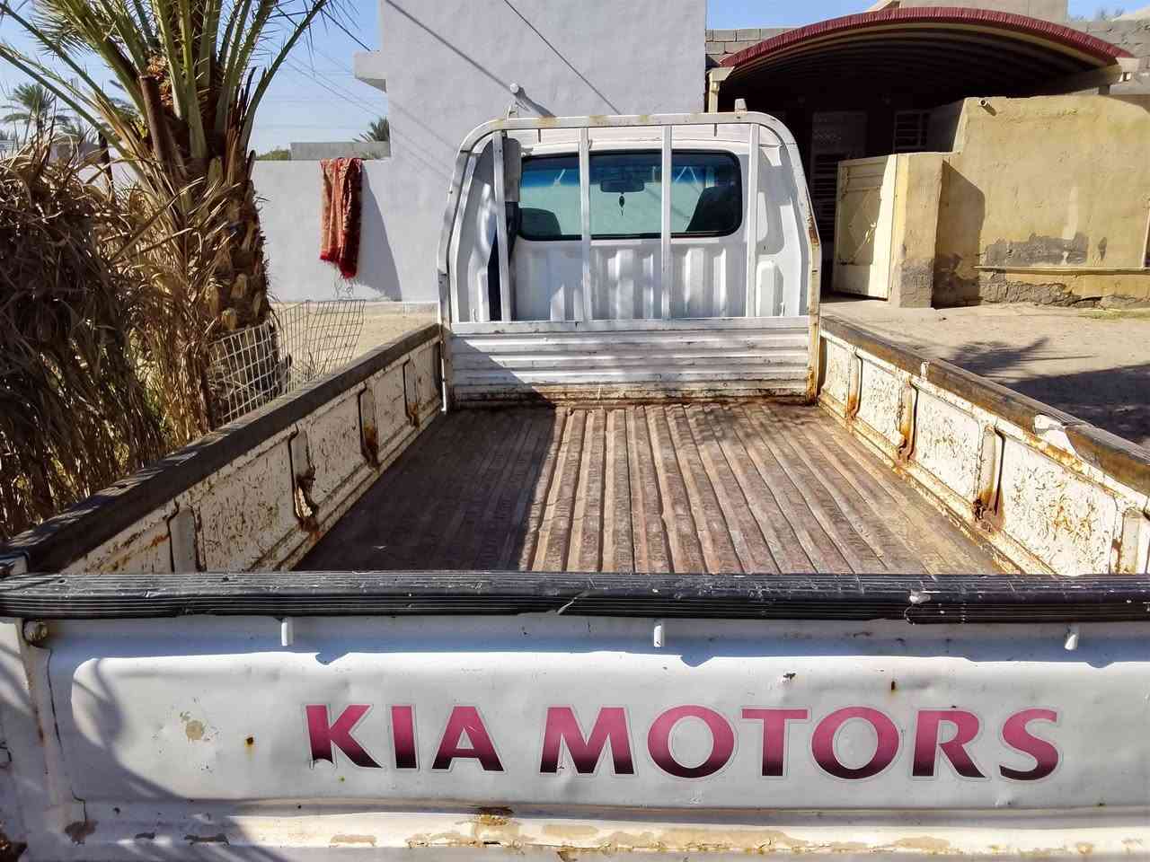 سلام عليكم 
كيه بنكو للبيع موديل ٩٦ رقم بغداد بأسمي مشروع وطني سنوية ٢٠٢٧/٩/٢١ تنهي مكفولة كير محرك اكسن شاصي ورقم شاصي واضح مكينه شرط لا تبخير ولا تنقيص تخم تاير كامل قبل 
سبوع سياره بس صفاحيات شويه بيه خياس والدوسات بيه شبر 
مكاني بغداد عويريج قرب مخابز باب الاغا 
السعر اتصل وبيك خير ودلل 
مكلف بالنشر 
***********
