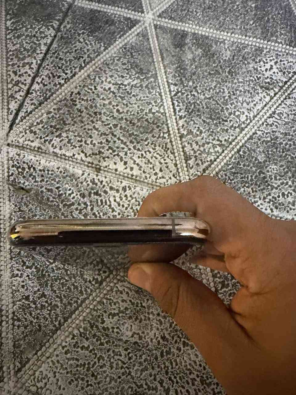 11 برو فقط فقط ذاكره 256 مبدل بطاريه فقط  جهاز نضيف فيس ايدي شغال جهاز على الفحص وين متريد تفحص سعر جهاز

275وبي مجال لشراي 
العنوان بغداد البياع
رقم الهاتف:***********
