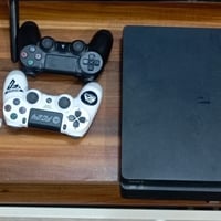 بلاي4 سليم • ٥٠٠ جيجا • يدتين