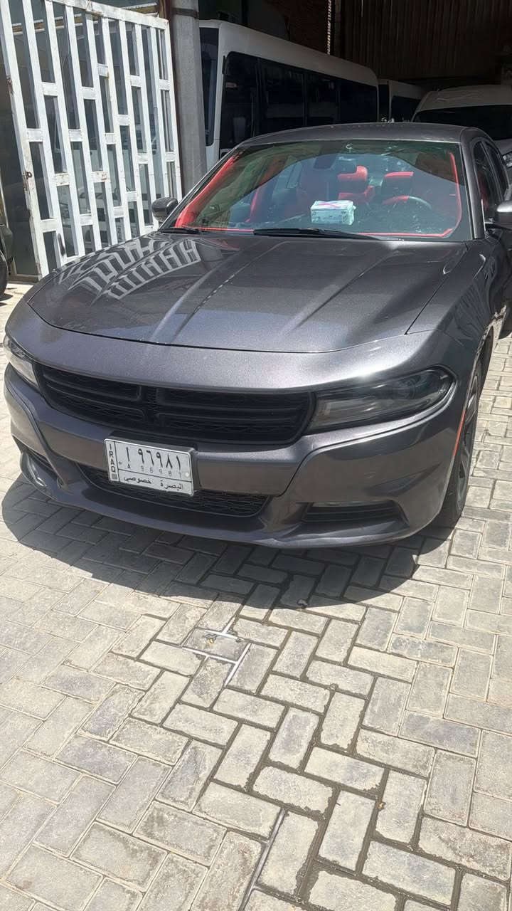 السلام عليكم
مديل 16
فئة SXT
بابين تبديل فقط نفس لون
رقم بصره
مكانه بصره
سعر 160 بيه مجال
***********
