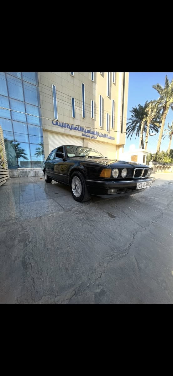 سلام عليكم للبيع 740 اصل موديل 93 بدون حادث وخياس كير ومكينة جدد حدادية امامي وخلفي جديدة تخم تاير ويل شعاع جديد اكسل قفل داخل جلد كشنات كهرباء دبل يرباك دبل كمبيوتر نفاضة قلاب جام كهرباء سلايت شغال تبريد شغال مازدات جدد بكلايتات جدد سكنات بلوجكترات جدد داينمو جديدة راديتر جديدة بور ستيرن جديد السيارة بجم عريض كهربائيات كلها شغالة من السكن لكلوب الرقم رقم بغداد بسمي رقم وهزة وسنوية جدد جامة امامية جديدة كلة شغال خير من الله مكاني بـغداد الاعلام السعر70 وخادم للطيبين ***********
