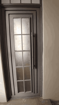 عماره للبيع تحتوي على 6 محلات وشقق 2
الاستفسار على هذا الرقم ***********
