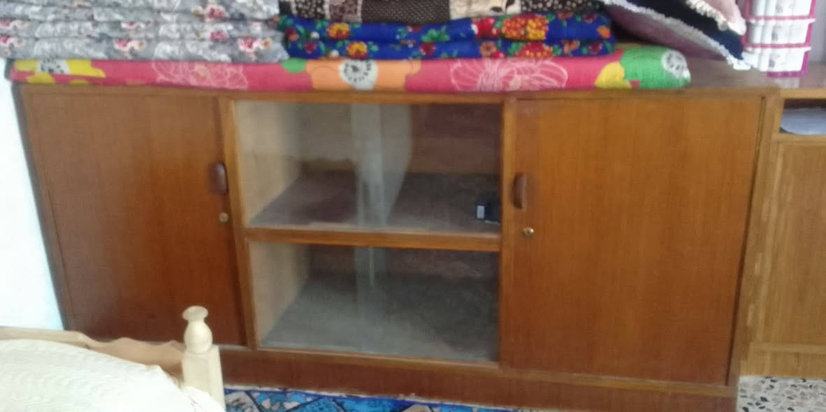 بوفيه مترين تسكام نجاره سعر ١٣٠ وبيها مجال وميز شاشه ٢٥ وبي مجال نظيف مكان صياحيه قرب كوين بارك


**إذا كنت صاحب هذا الإعلان وتريد حذفه لأي سبب، رجاءا أرسل رسالة إلى الدعم الفني**