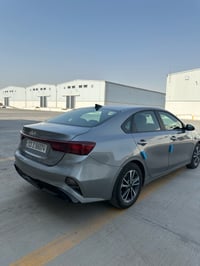 فورتي موديل 2024  رقم بغداد ماشيه 24 السياره بسمي وتحويل ثاني يوم محرك...