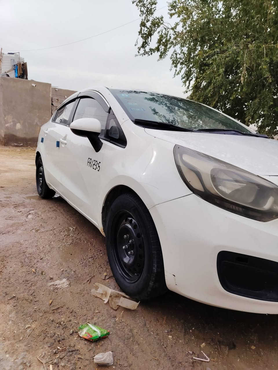 السلام عليكم سياره كيه ريو. 2014سياره خليجي كير محرك حدايده تبريد سياره جاهزه مابيه نقص للبيع او مراوس حسب القناعه السعرمكان ناصريه خاص رقم صاحب السياره ***********
