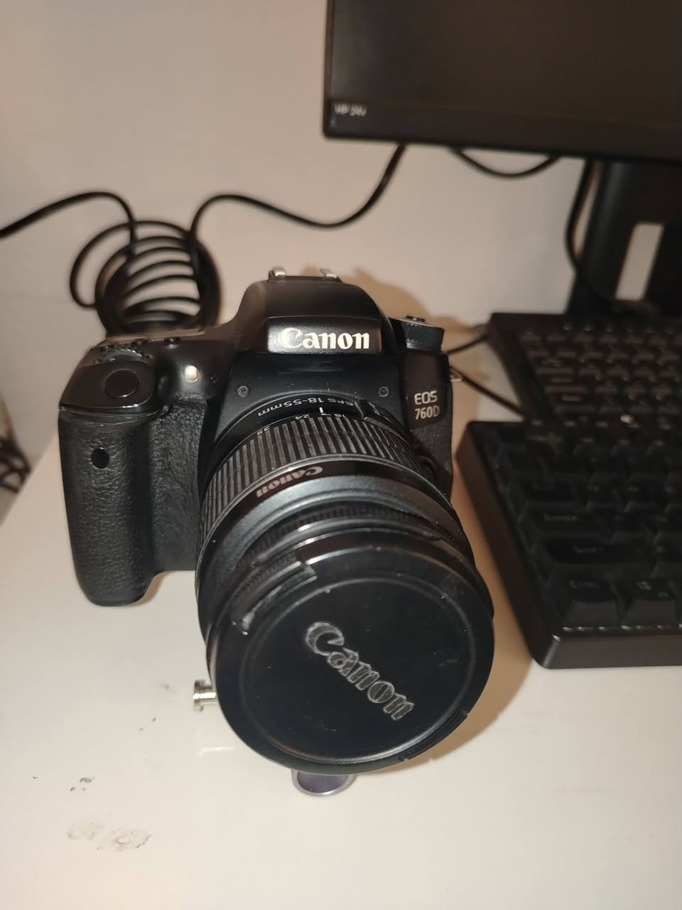 كامرة كانون للبيع بسعر مناسب جدا بيع متوازي عليهه كلش نظيفة 
عنوان ديالى بعقوبة للشراي يتصل على الرقم
***********

