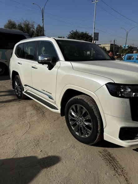 لاندكروز GXR موديل 2024 مكفوله كفاله عامه زيروه على وضع الشركه المسافه المقطوعه 22 الف كيلو متر بغداد بسمي الاستفسار على الهاتف *********** واتساب فقط السعر 73000$ وبيه مجال قليل للشراي
