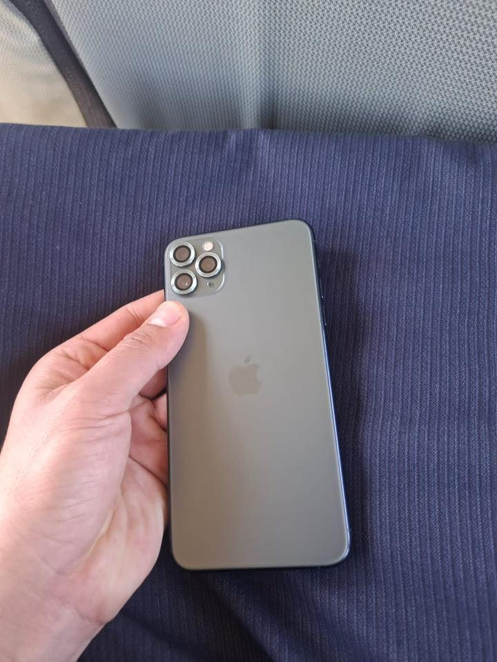 آيفون 11 برو ماكس ذاكره 256 بطاريه 76 مبدله باقي ع فحص ع فحص تواصل *********** وتساب
مستعجل للبيع
