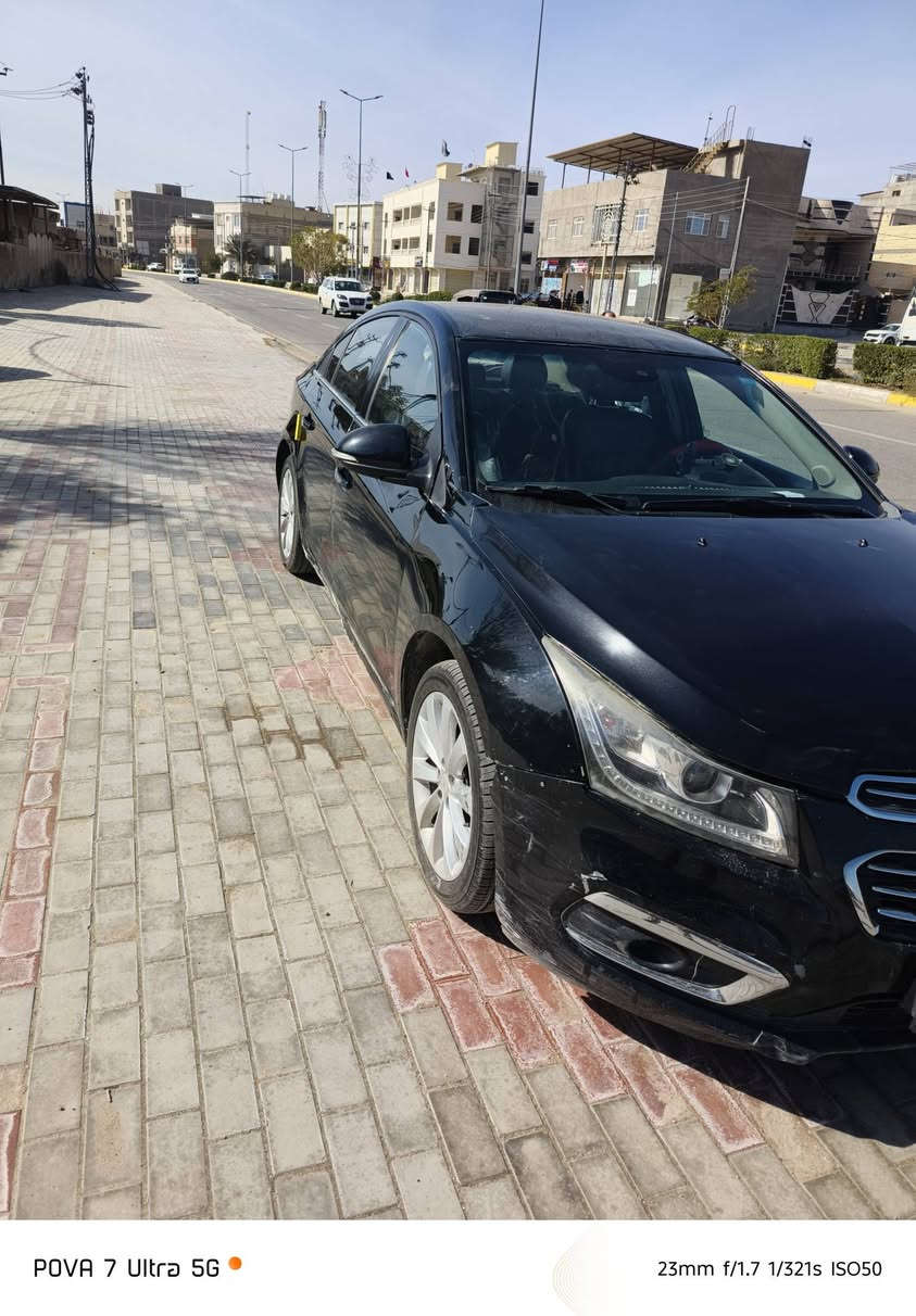 السلام عليكم
سيارة شوفرليت كروز موديل 16 وارد امريكي مواصفات LTZ معروفة ميحتاج أوضح السيارة بصمة 
مكينة 1400 تيربو مكينة نظيفة شاد طابوكة مال گصة تخم تاير جديد السيارة بيه صبغ على ايدي جاملغ جهة الصدر وبنيد وگع علية دراب وصبغتة بيه دوسات مصلحة ومصبوغة
 السيارة على ايدي تحتاج فقط حدادية وين متريد اطلع بيه تراي 
رقم قادسية سنوية جديدة باسمي 
مكان السيارة كربلاء 
السعر 85 

***********
