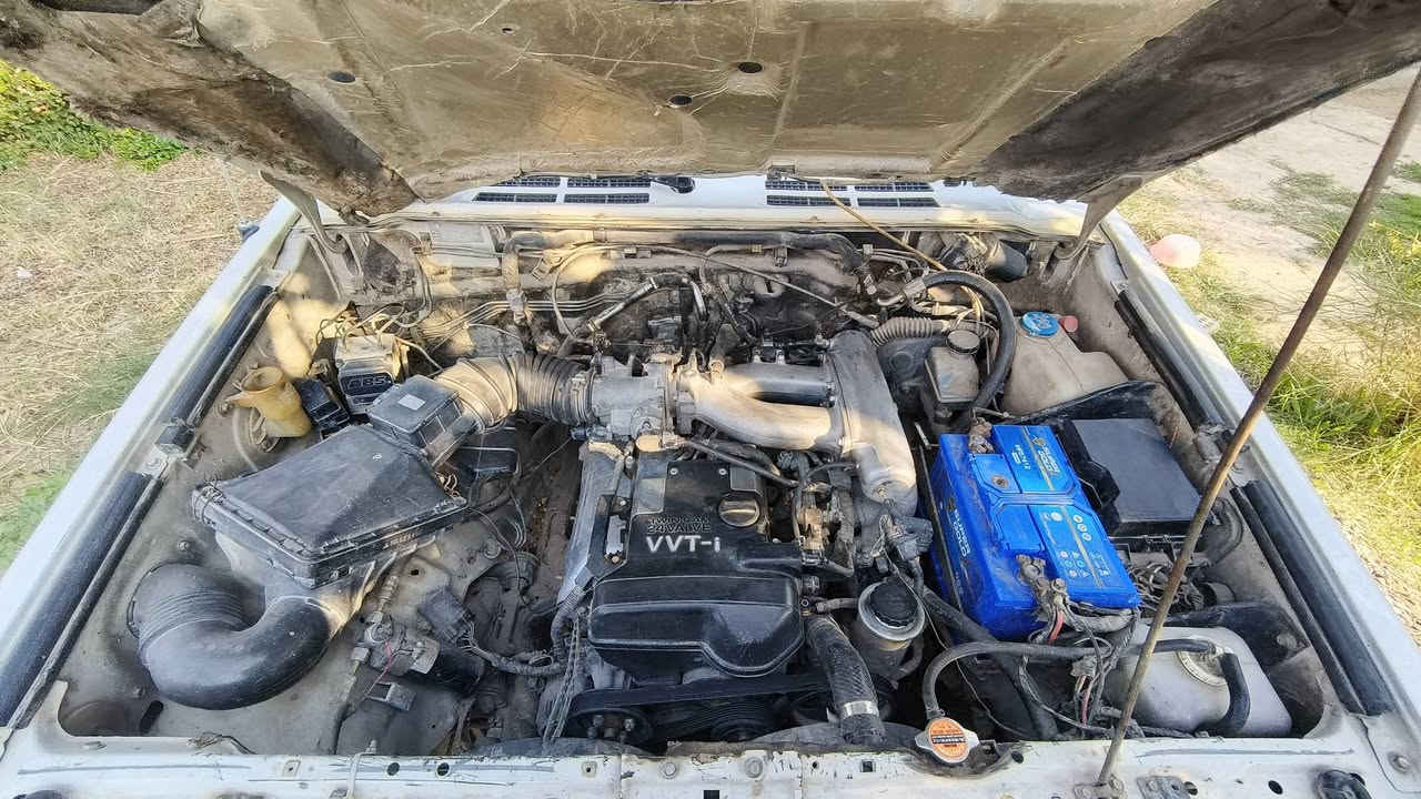 السلام عليكم باجيرو موديل١٩٩٨ للبيع كَير اوتماتيك
 تبريد شغال محرك ففتي 2 ونص 
رقم بغداد مشروع وطني 
سيارة نظيفه جدا
السعر٥٥ بيها مجال
العنوان بغداد المعامل 
رقم الهاتف ***********
