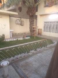 دار للبيع مساحته ١٣٧ واجهه٥ونص  ونزال ٢٥م الكماليه شارع الاصفر  طابقين...