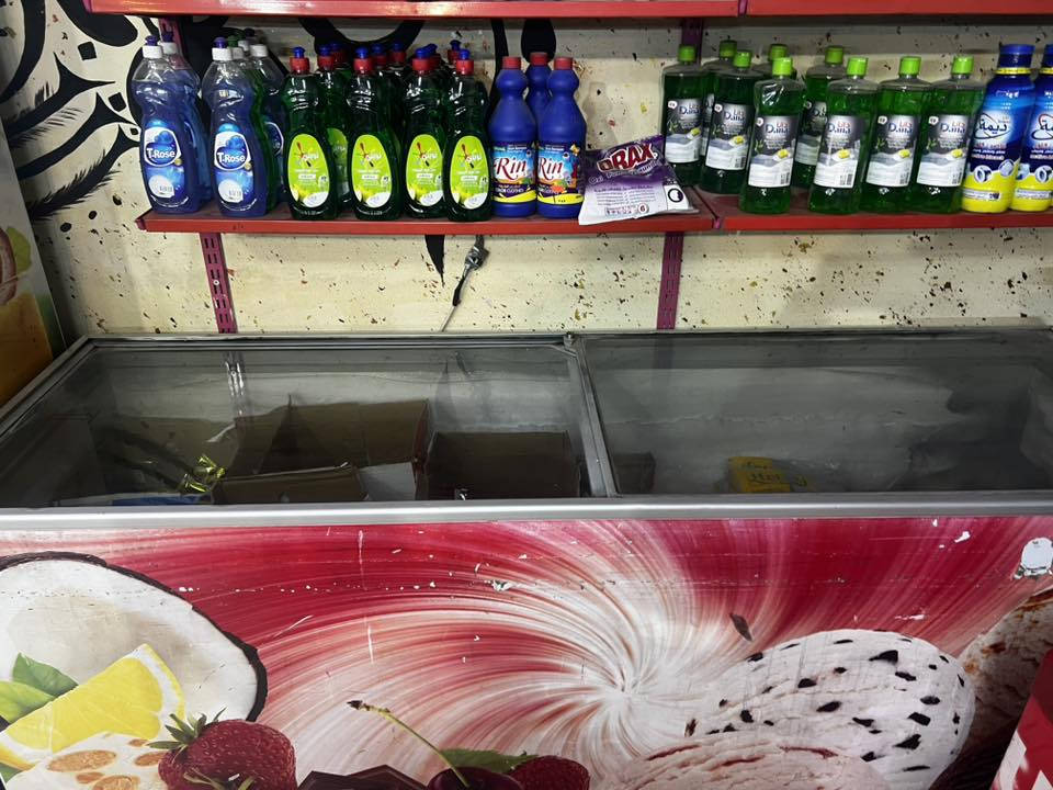 عارضه بطح  كل نظيفه 
سعرها 450الف 
تواصل ***********
