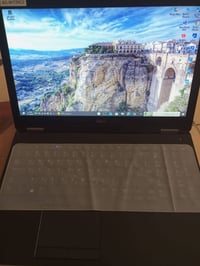 ديل E5570 • كور i7 • ٢٥٦GB SSD